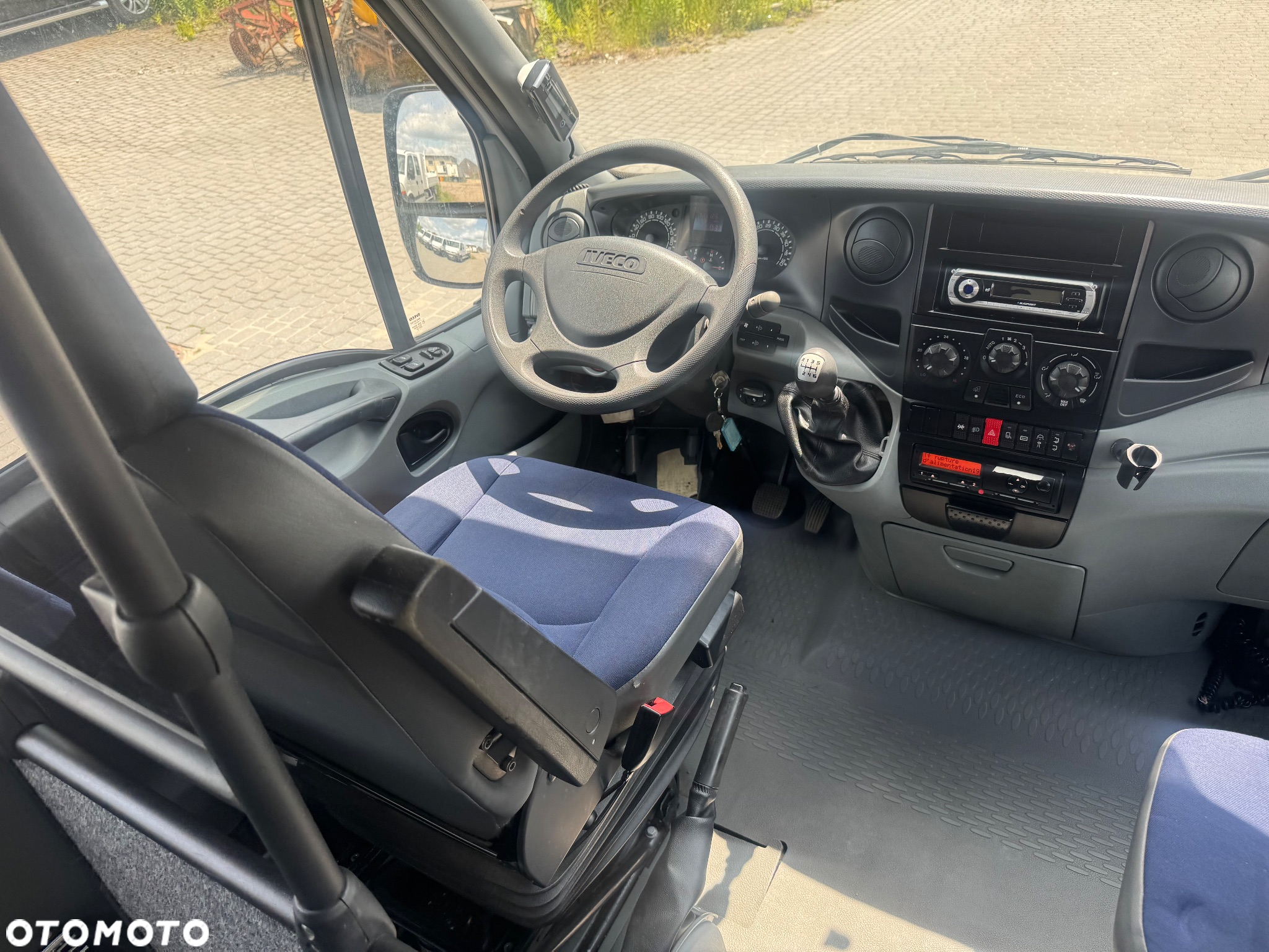 Irisbus Daily Klima Webasto Tylko 111 tyś km z Wojska Francuskiego - 22