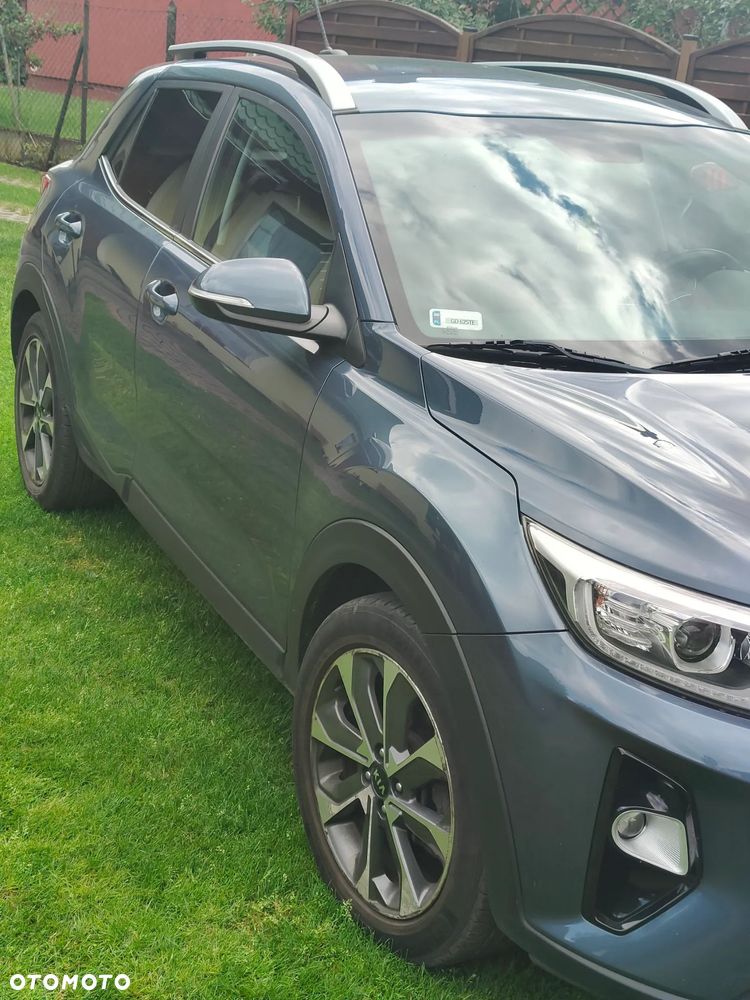 Kia Stonic 1.4 L - 6