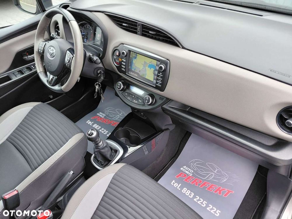 Toyota Yaris - 22