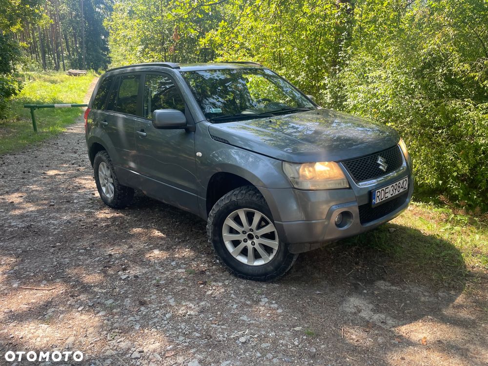 Suzuki Grand Vitara 2.0 Comfort - 2