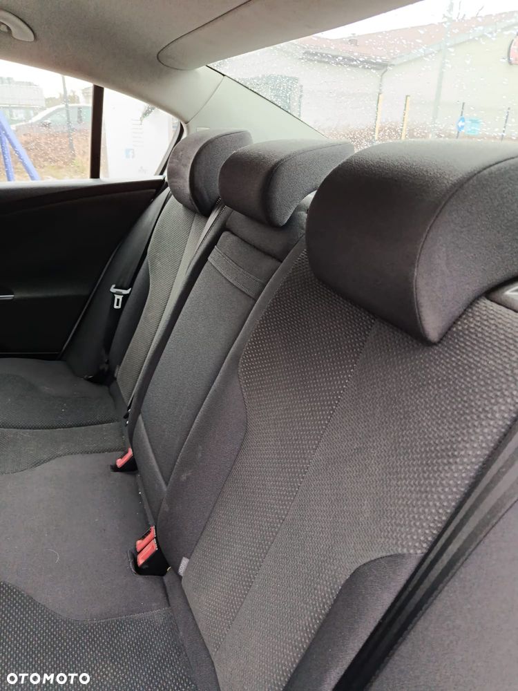 Volkswagen Passat 2.0 TDI Trendline - 8