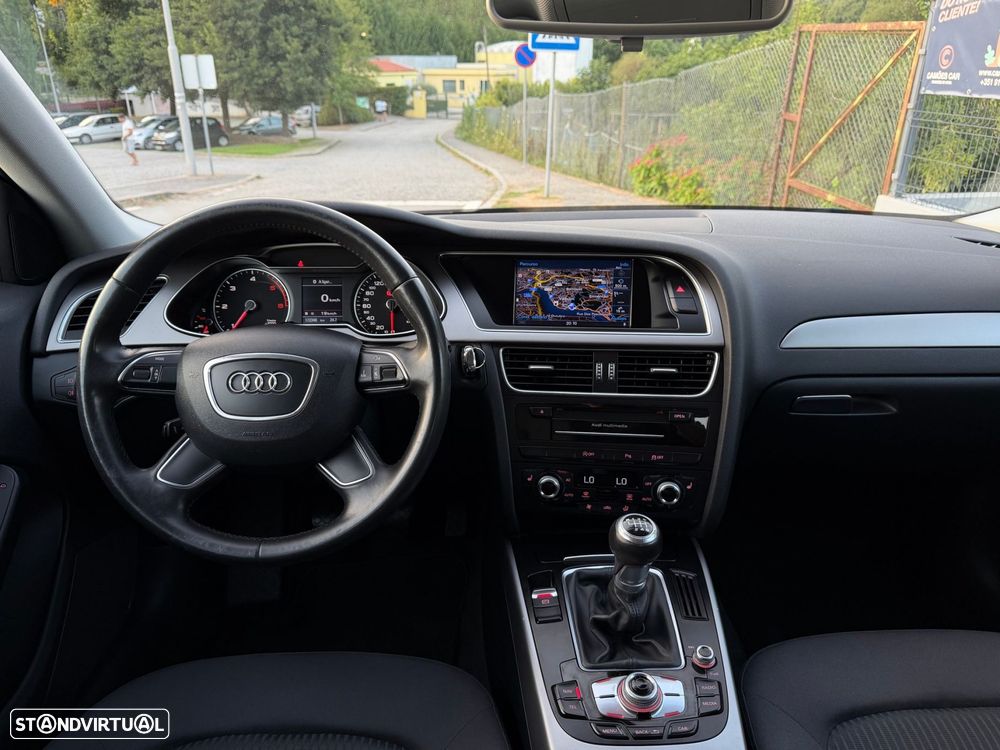 Audi A4 Avant 2.0 TDI Business Line - 20