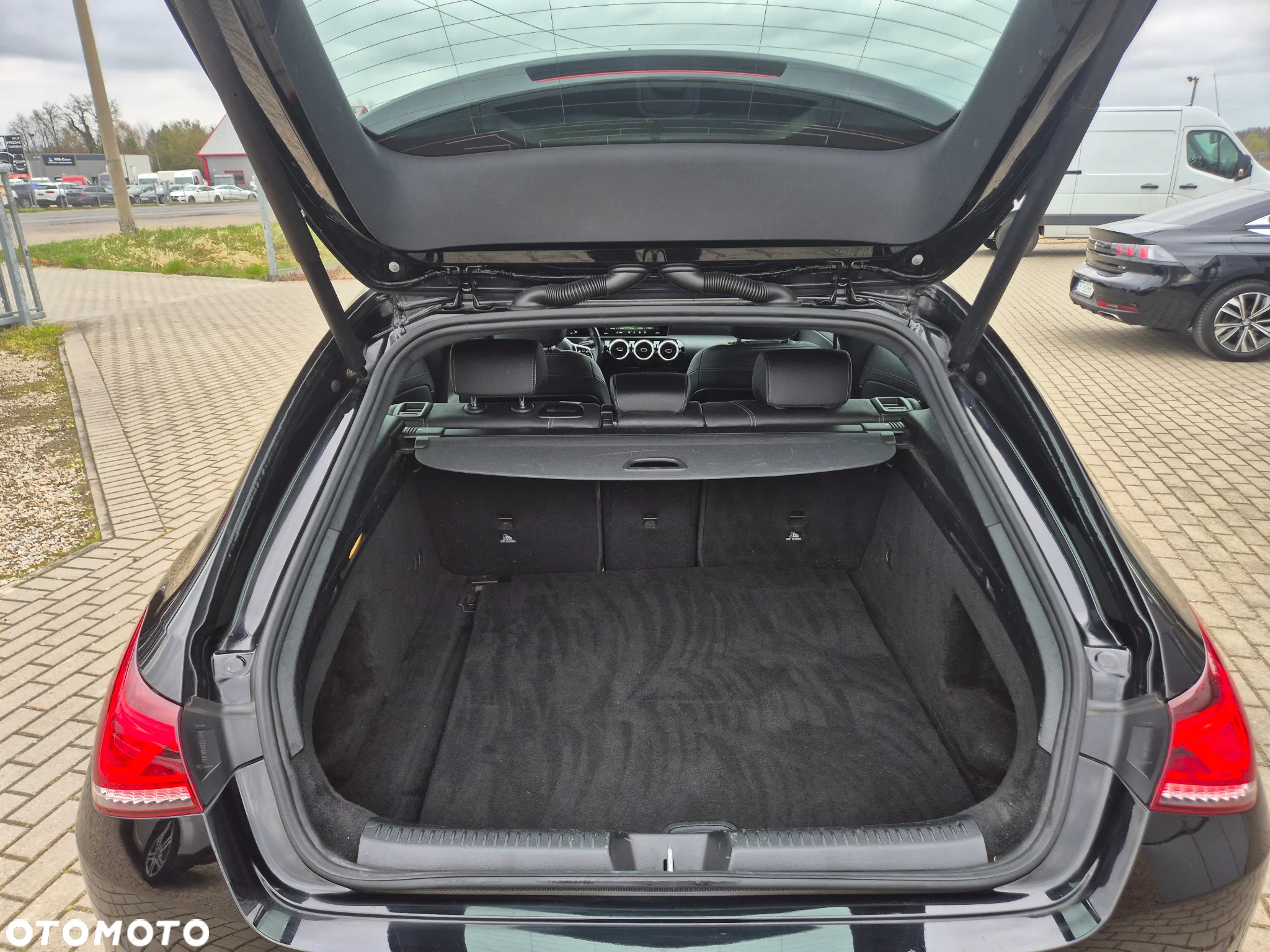 Mercedes-Benz CLA 200 Shooting Brake 7G-DCT Edition 2020 - 23