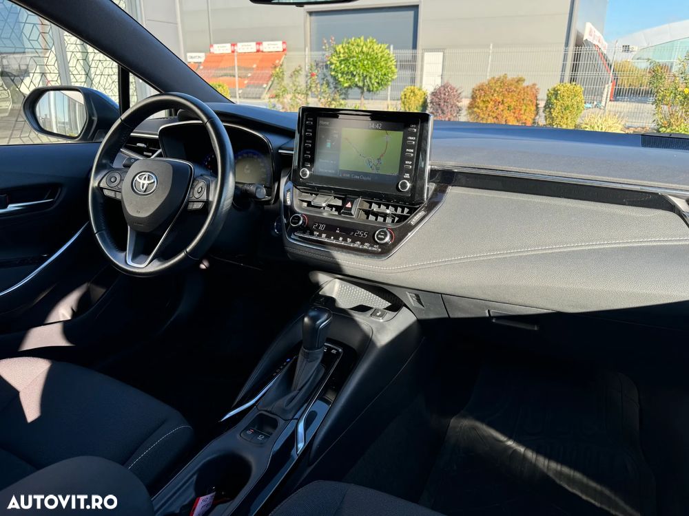 Toyota Corolla 1.8 HSD Dynamic - 16