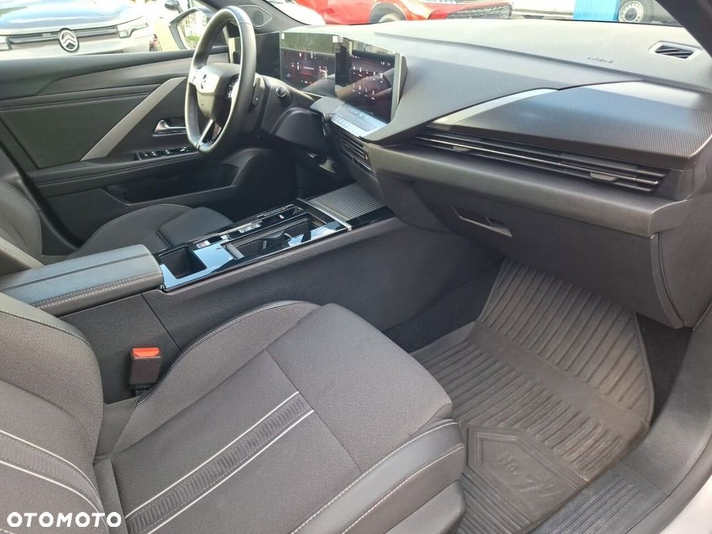 Opel Astra - 16