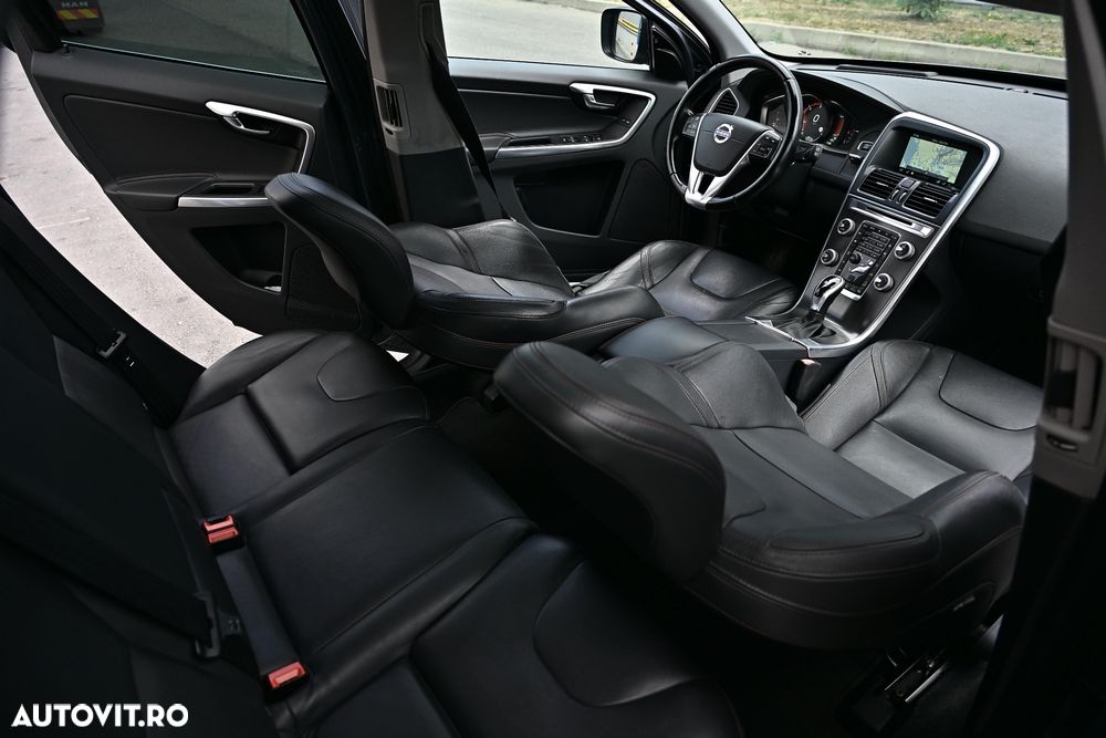 Volvo XC 60 D5 AWD Summum - 18