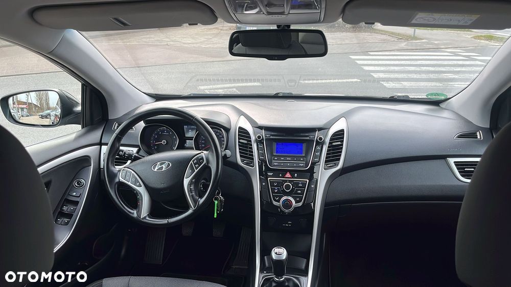 Hyundai i30 blue 1.6 GDI Style - 11