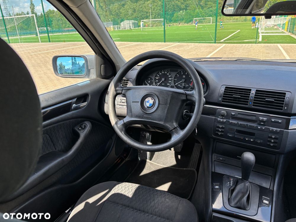 BMW Seria 3 - 27