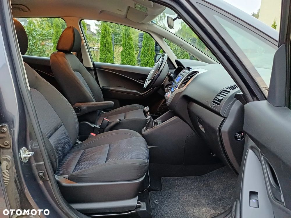 Hyundai ix20 1.4 blue - 33