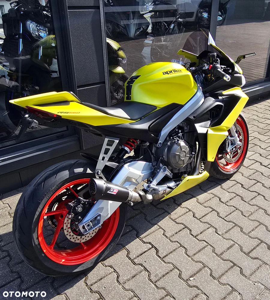 Aprilia RS - 8