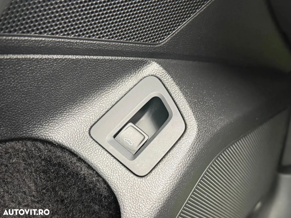 Volkswagen Passat 2.0 TDI DSG Comfortline - 22