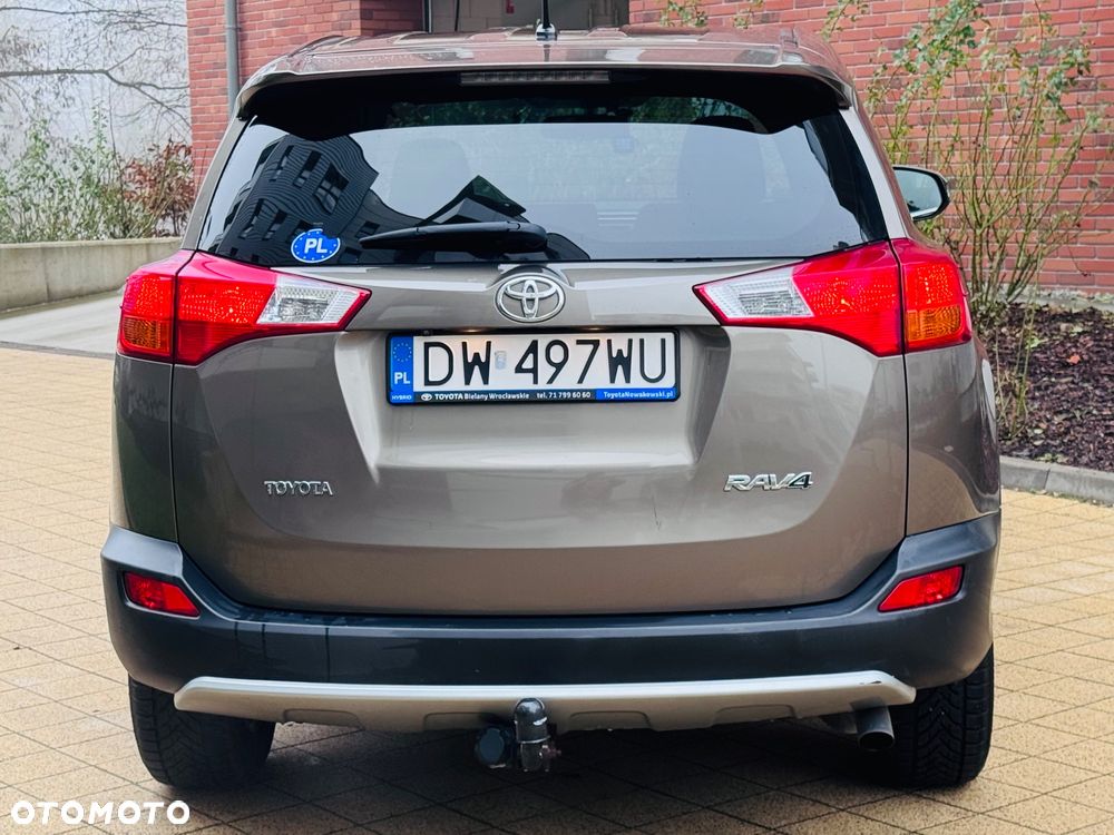 Toyota RAV4 2.0 D-4D Premium 4x2 - 10