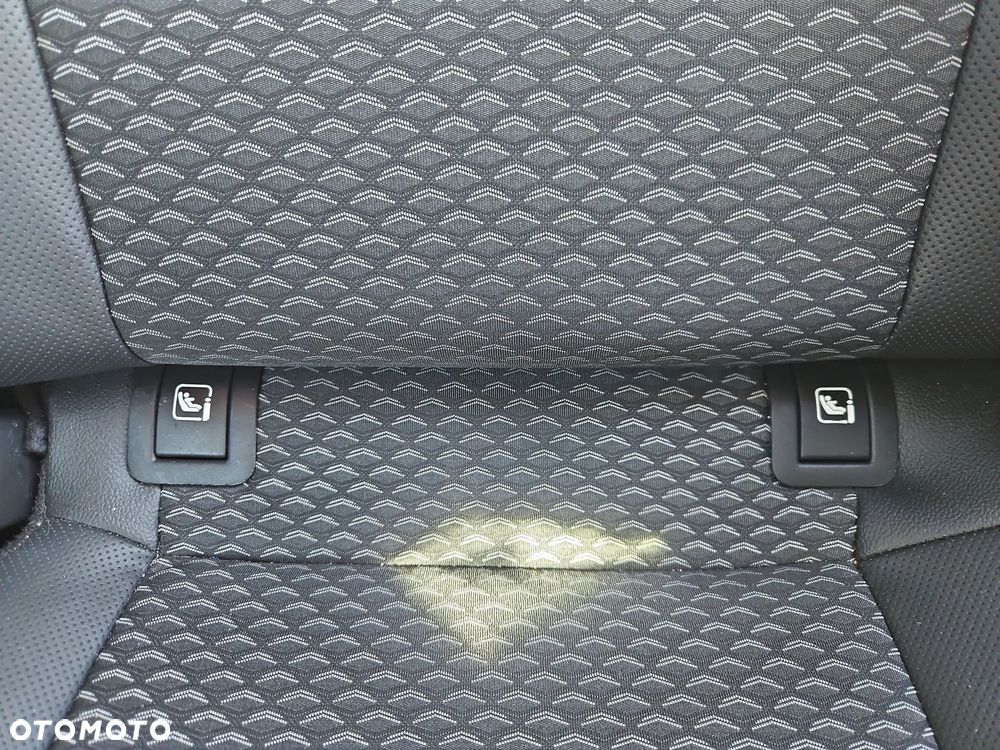 Kia Ceed 1.5 T-GDI Tribute DCT - 18