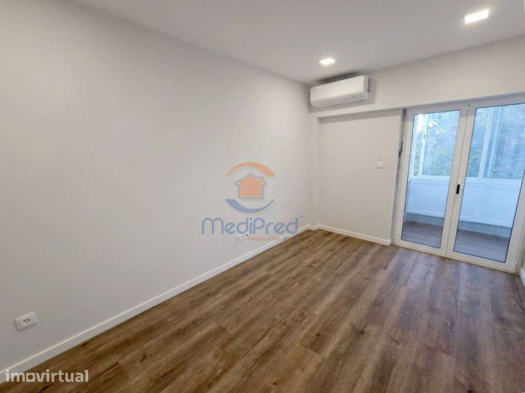 Apartamento T3 Remodelado | Odivelas - Grande imagem: 2/27
