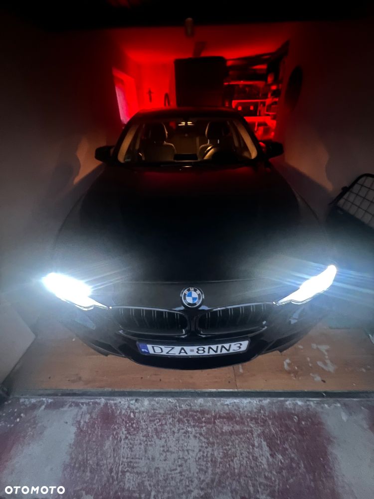 BMW Seria 3 - 11