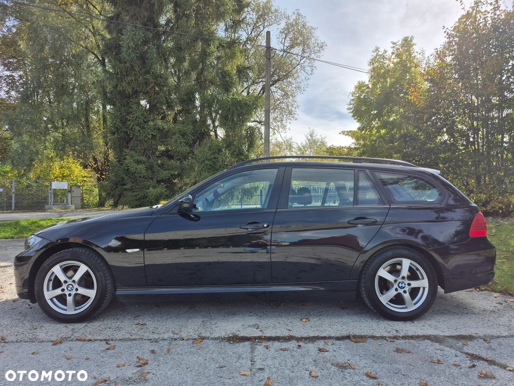 BMW Seria 3 318i Edition Lifestyle - 4