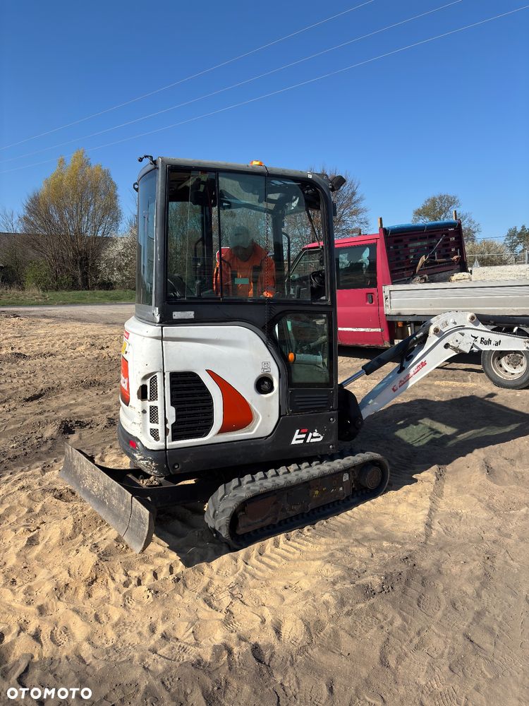 Bobcat E19 - 1