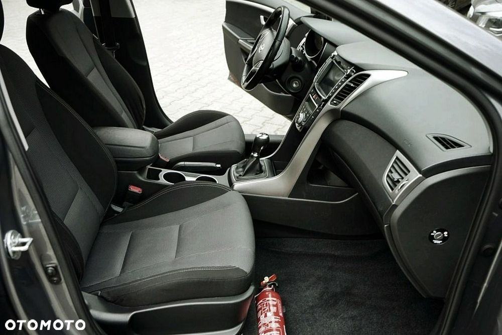 Hyundai i30 - 16