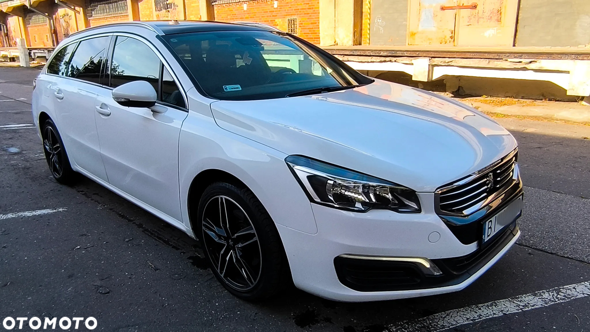 Peugeot 508 SW HDi FAP 140 Allure - 6