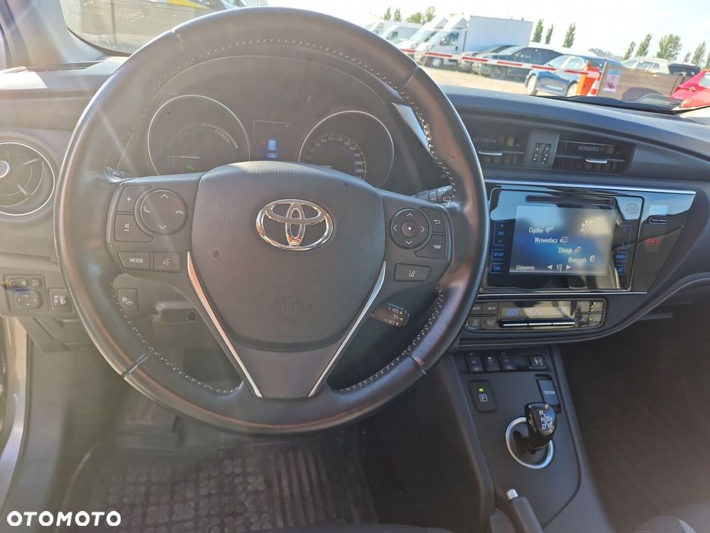 Toyota Auris Hybrid 135 Premium - 13
