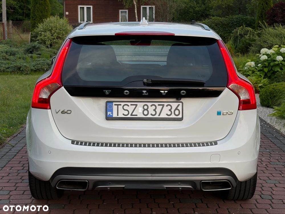 Volvo V60 D3 Momentum - 22