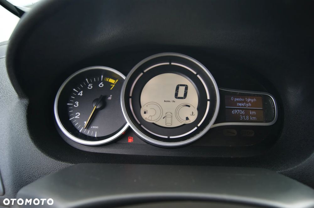 Renault Megane 1.6 16V 100 Authentique - 12