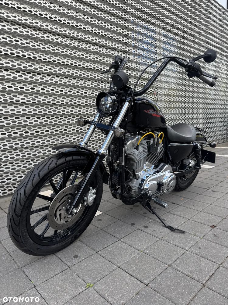 Harley-Davidson Sportster Custom 883C - 1