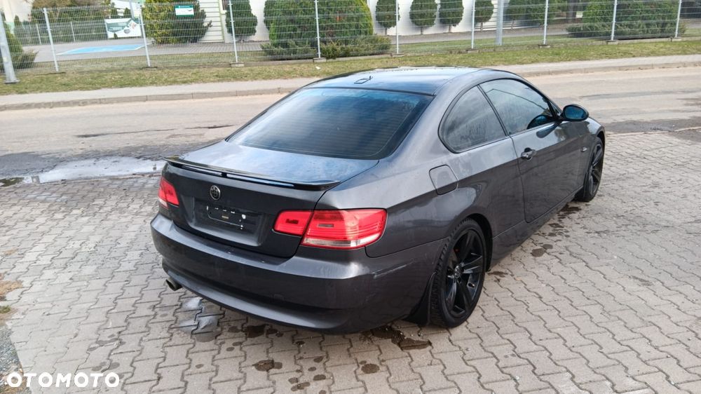 BMW Seria 3 320i Edition Exclusive - 3