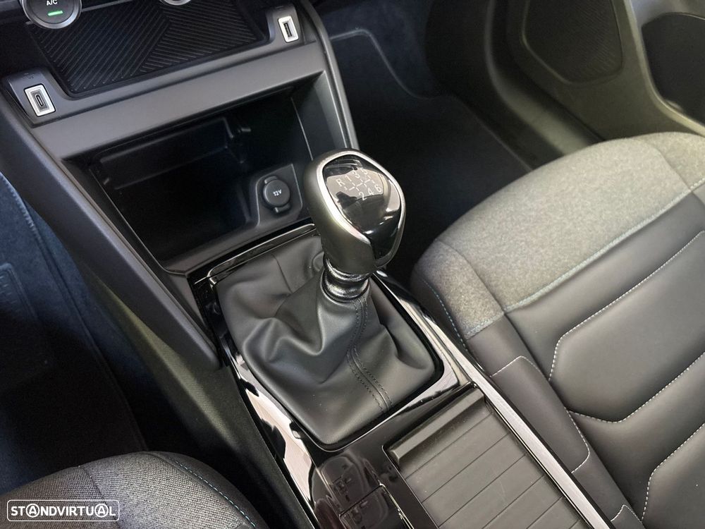 Citroën C4 1.2 PureTech Shine - 46