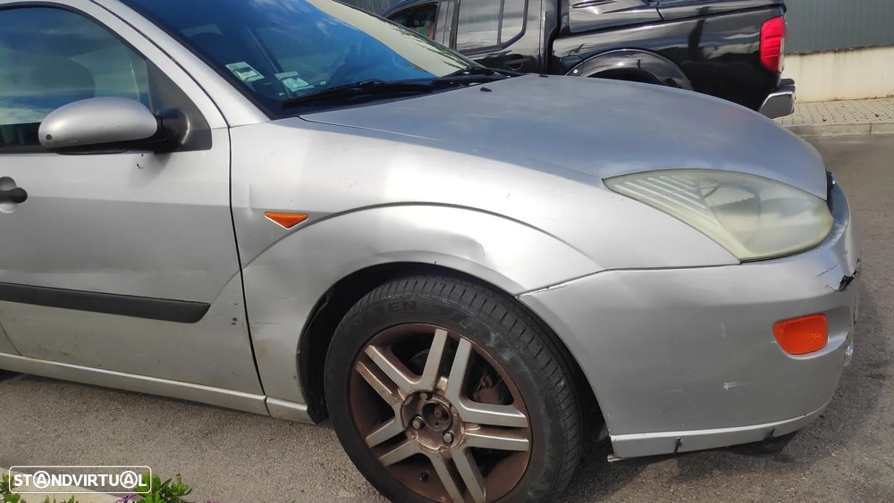 Ford Focus SW 1.8 TDdi Ghia - 15