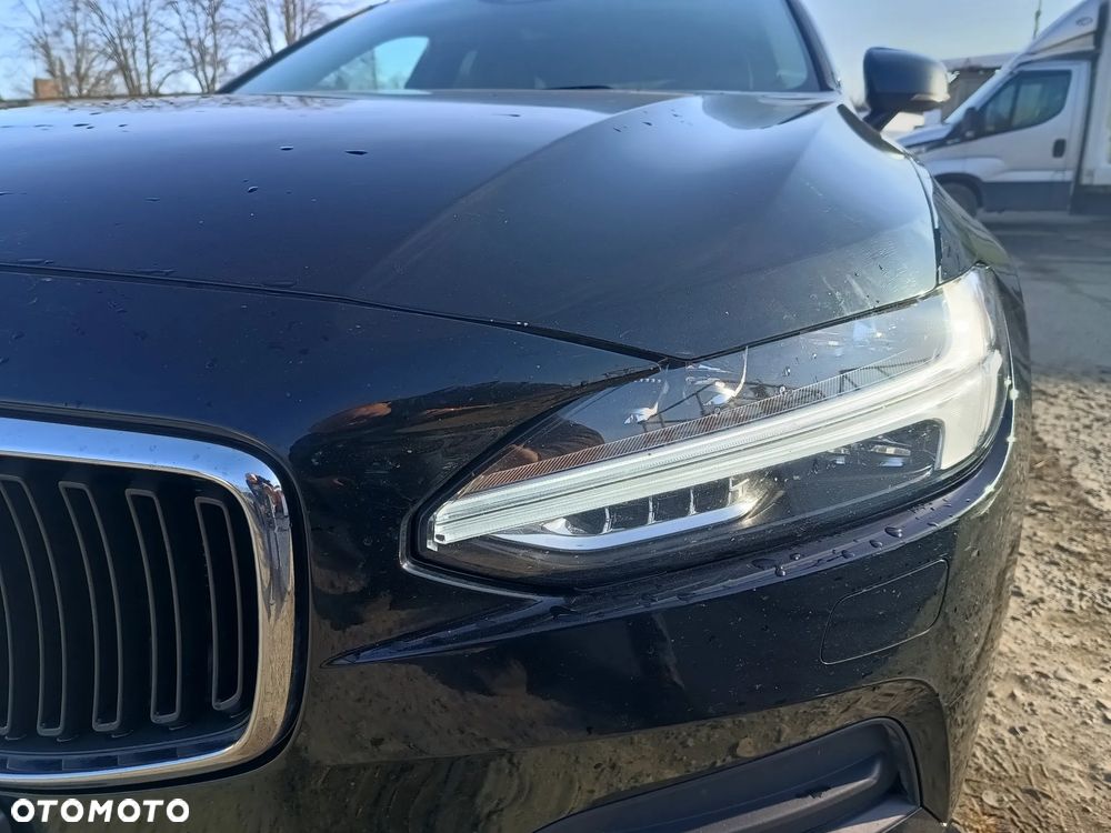 Volvo V90 - 16