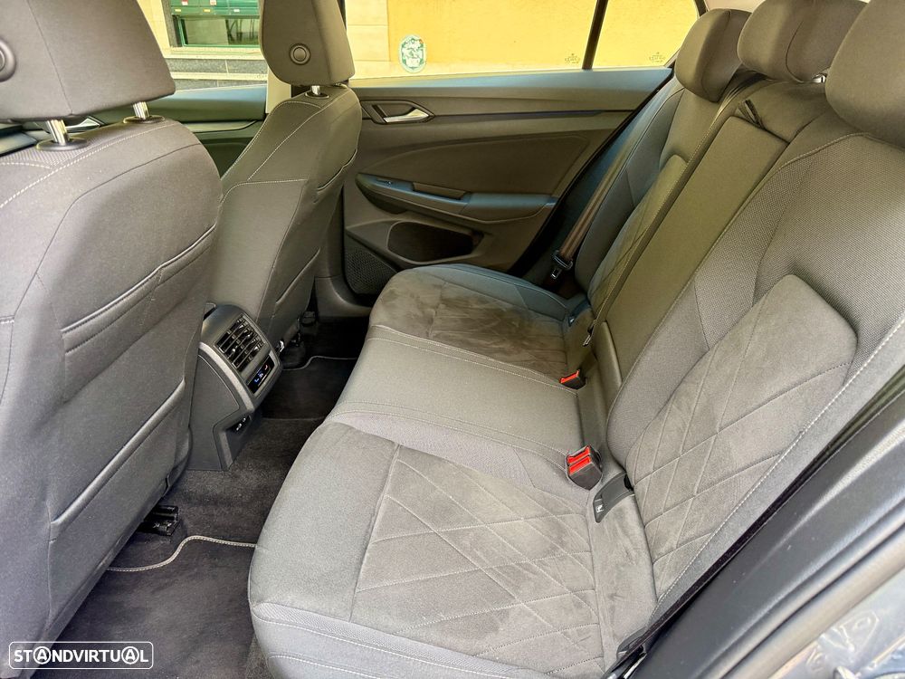 VW Golf 1.4 GTE Plug-In-Hybrid DSG - 11