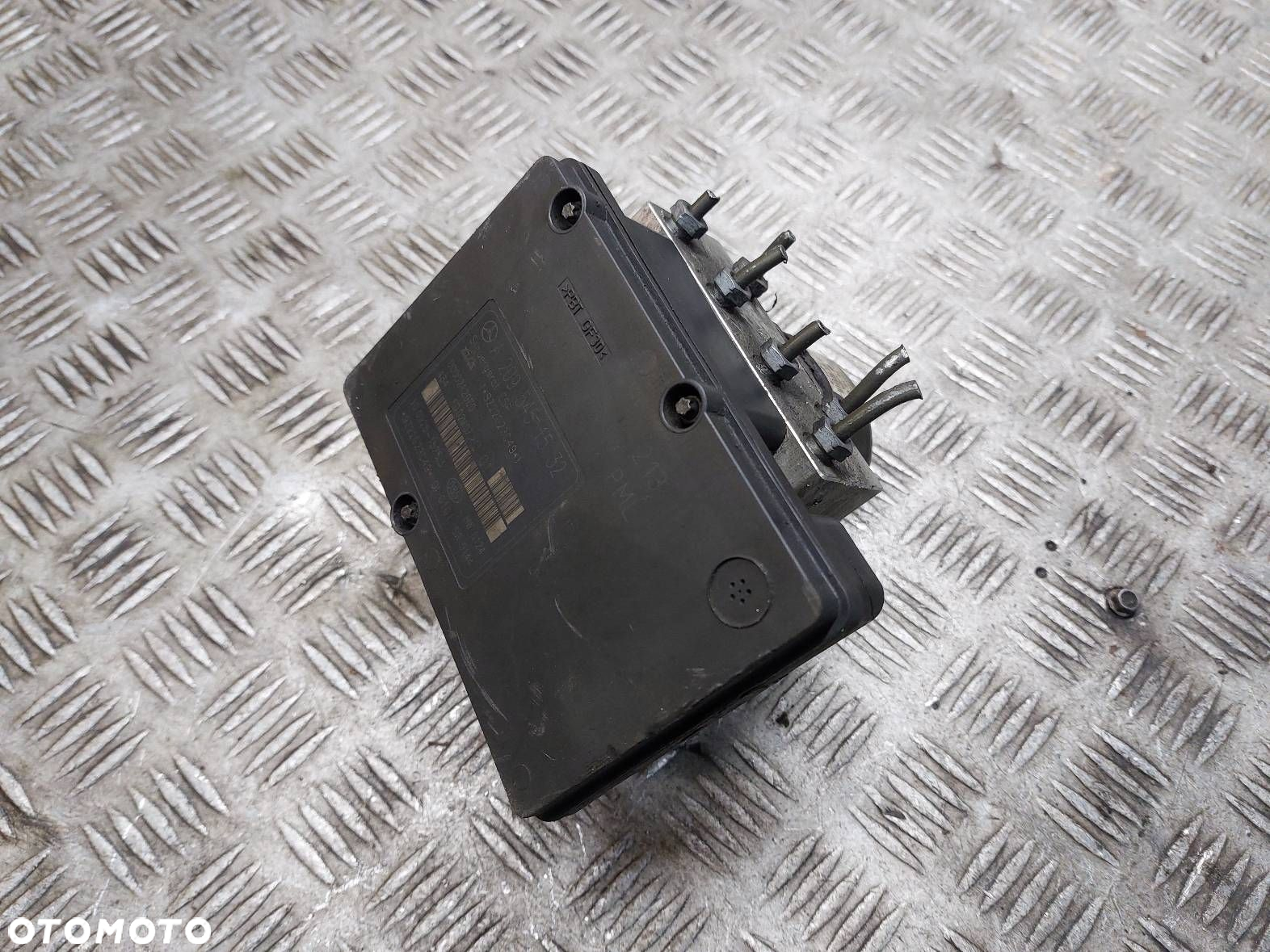 POMPA STEROWNIK ABS MERCEDES W203 C KLASA A0044315512 A2095451532 - 4