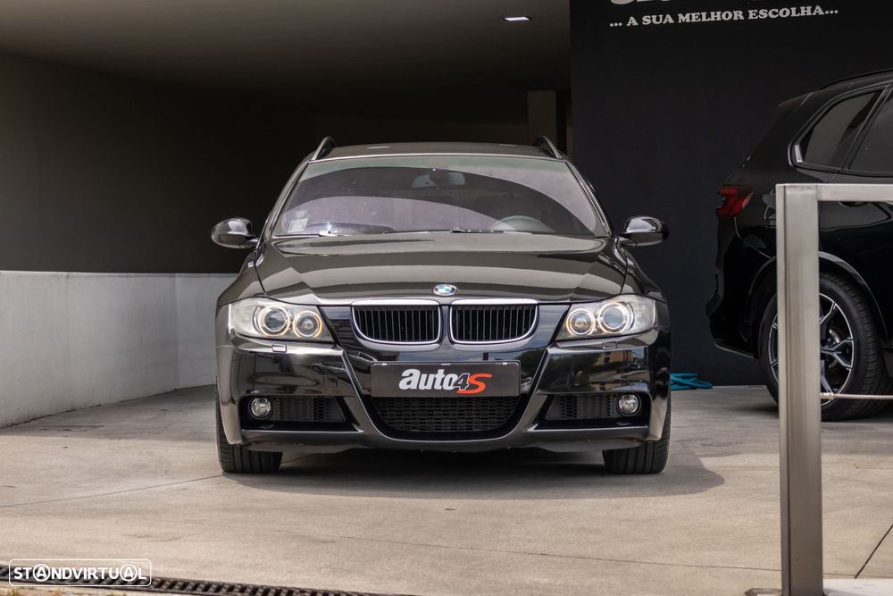 BMW 320 - 4