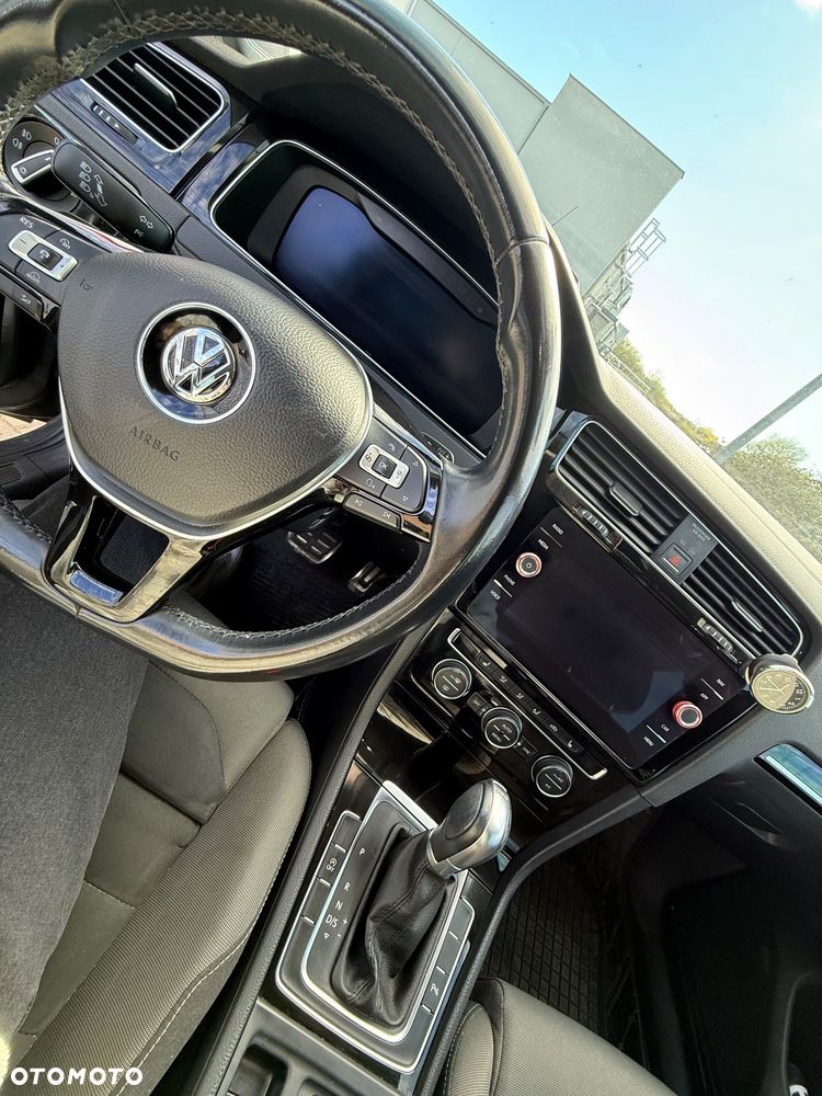 Volkswagen Golf 1.4 TSI BMT Comfortline DSG - 9