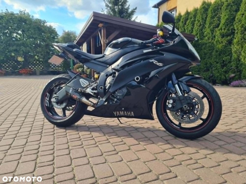 Yamaha R6 - 1