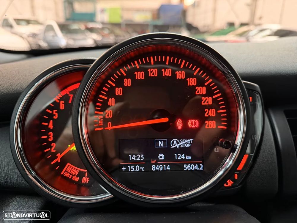 MINI 3 Portas One - 14