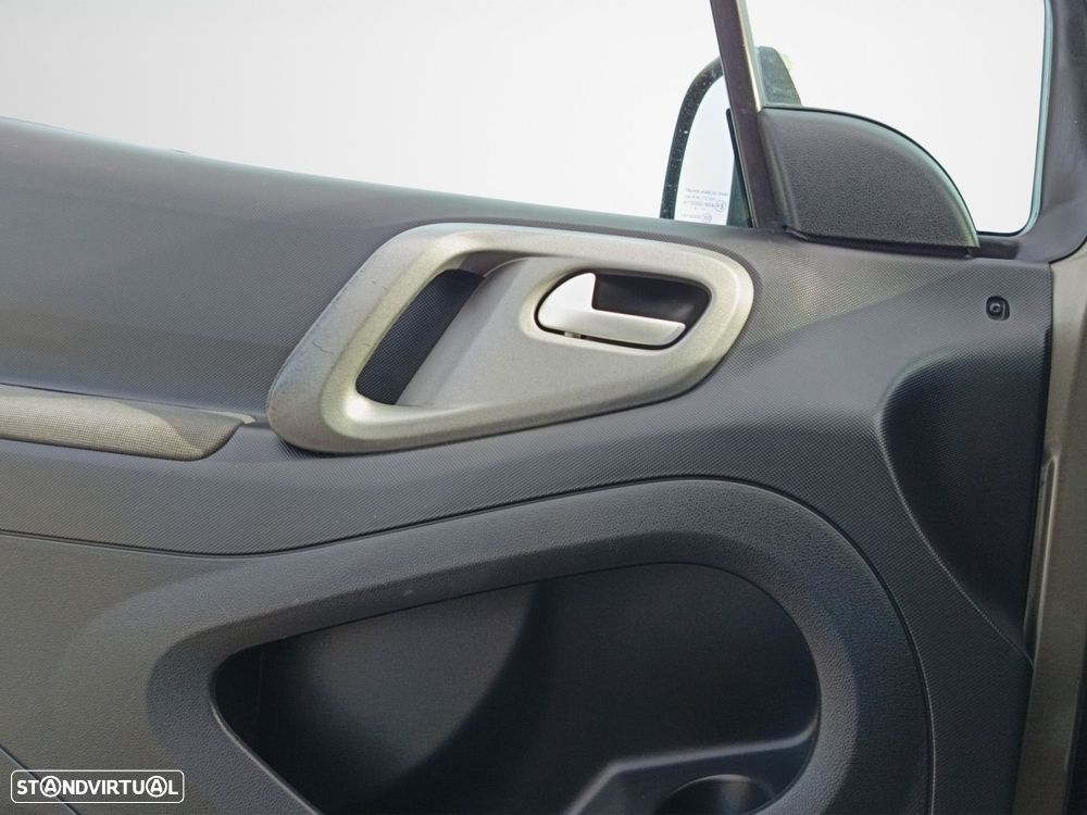 Peugeot Partner 1.6 BlueHDi Style - 32