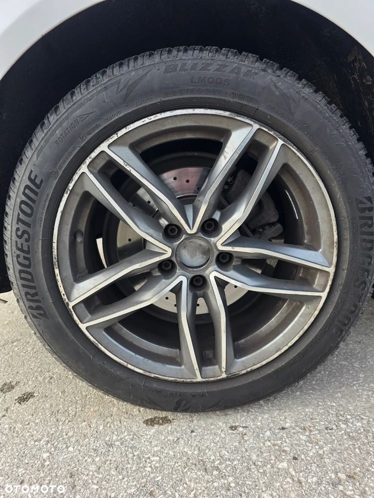 Audi A4 Avant 2.0 TDI - 17