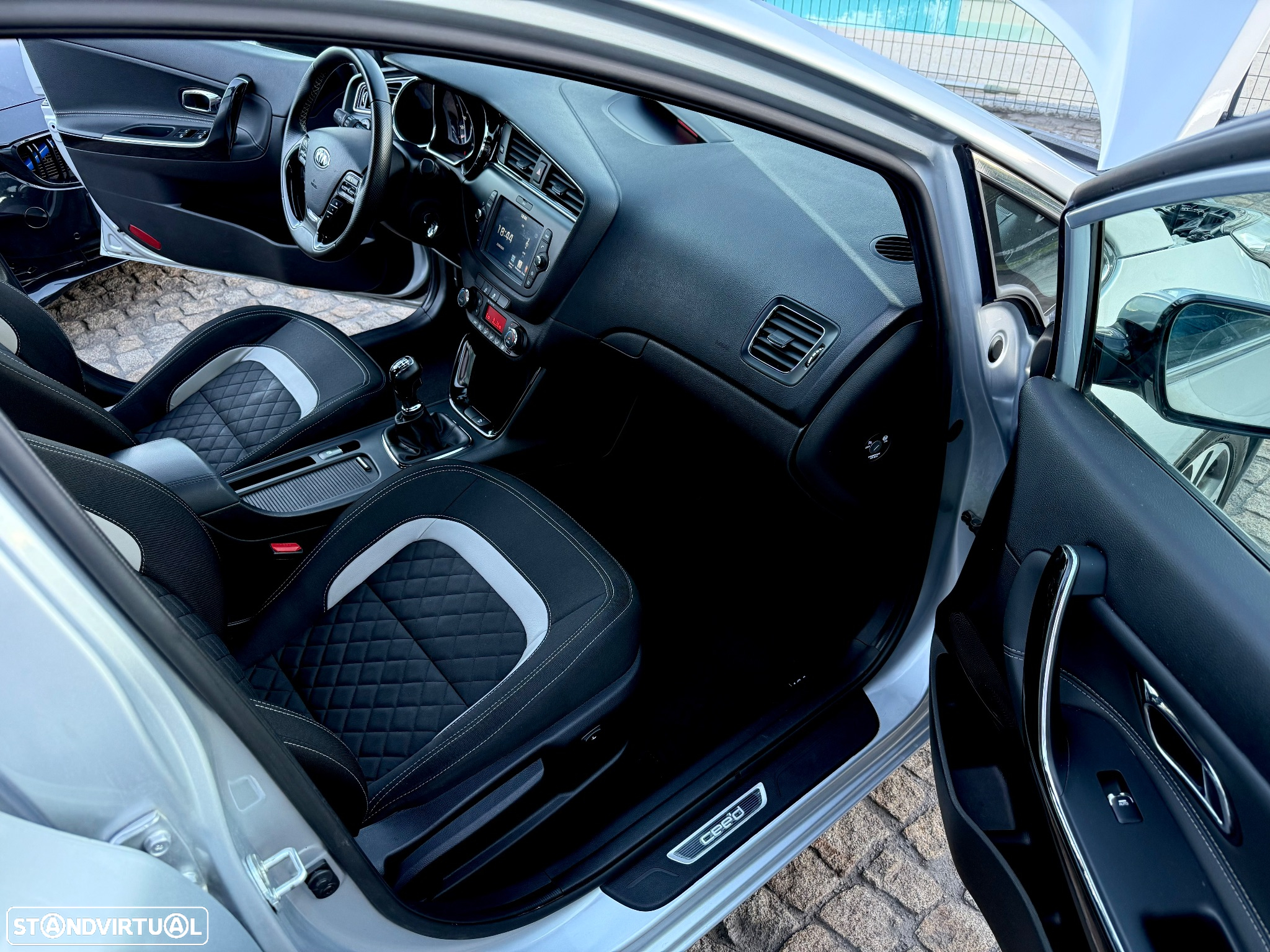 Kia Ceed SW 1.6 CRDi GT Line - 51