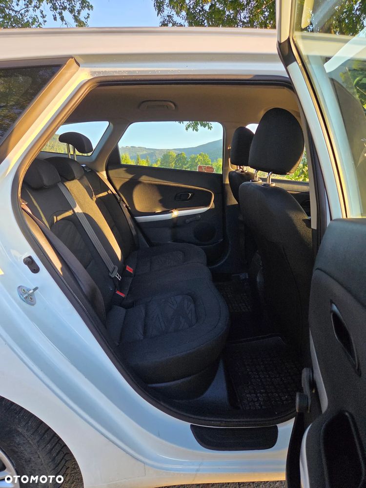 Kia Ceed 1.4 M - 11