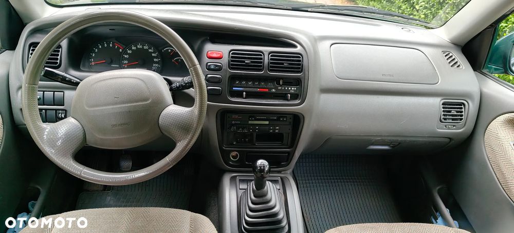 Suzuki Grand Vitara - 14