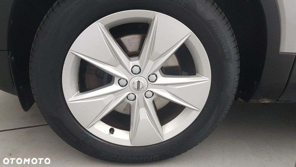 Volvo XC 40 - 9