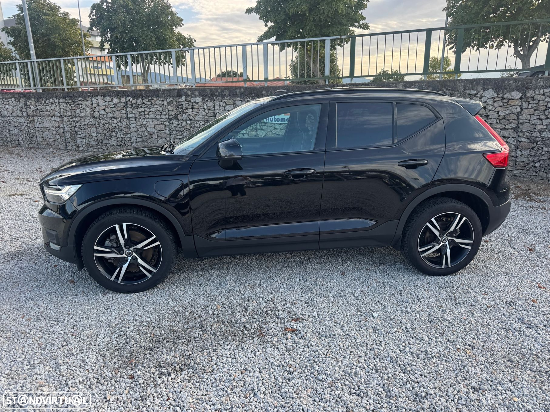 Volvo XC 40 1.5 T5 PHEV R-Design - 5