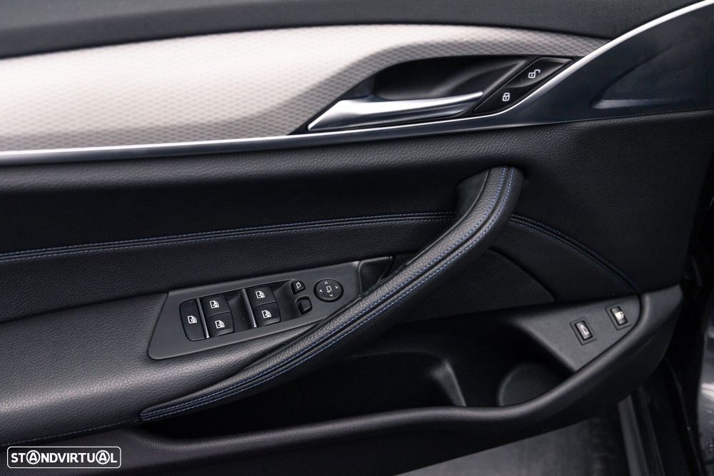 BMW 530 e iPerformance Pack M - 44