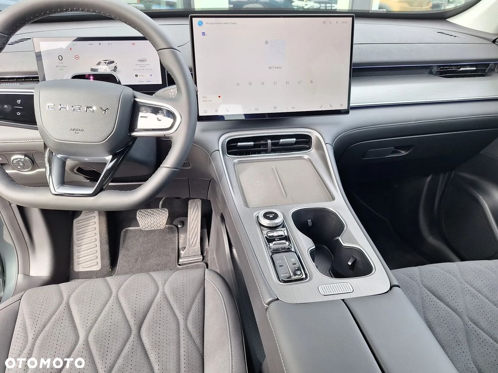 Chery Tiggo 8 - 15