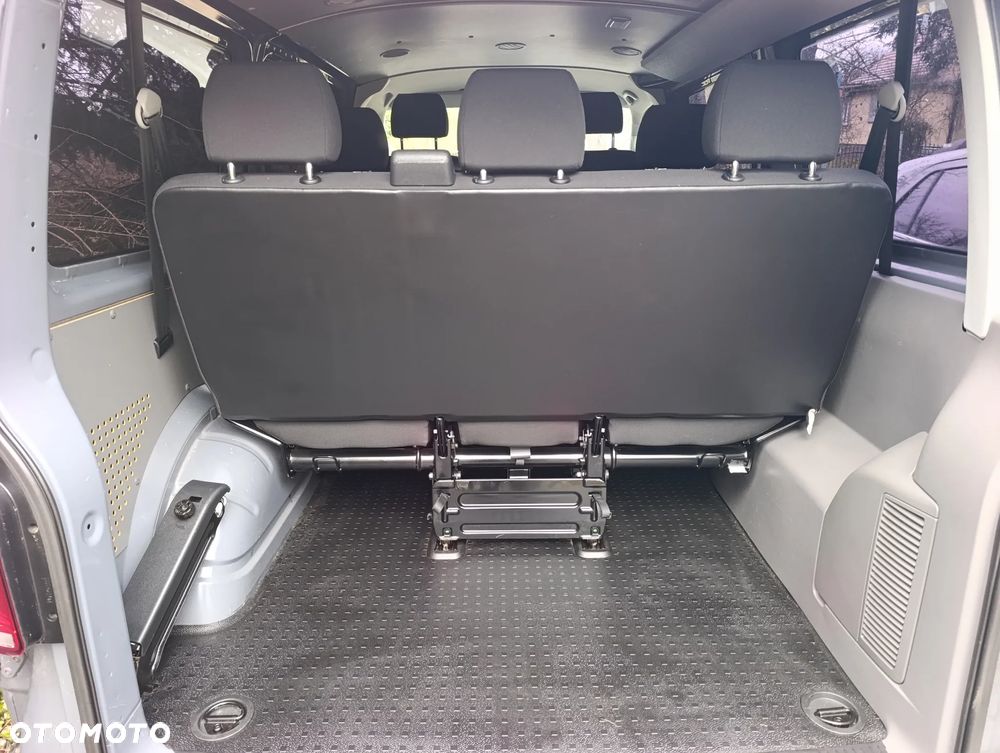 Volkswagen Transporter - 14