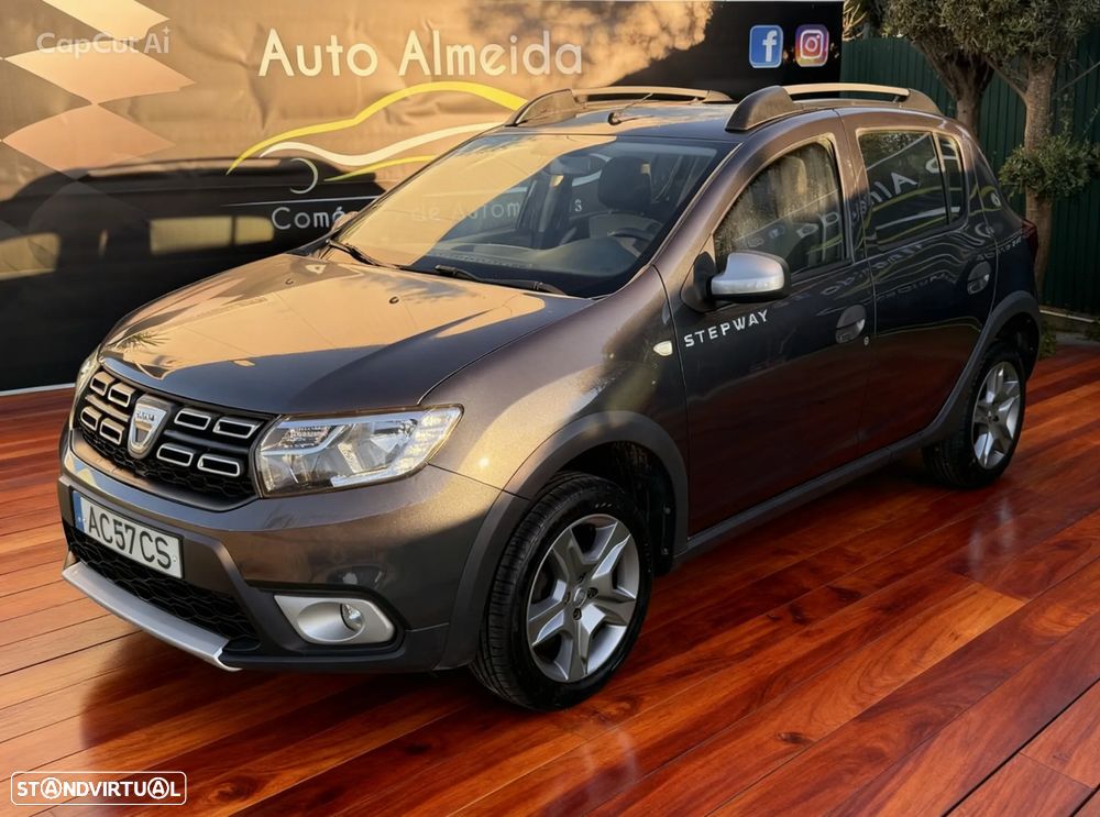 Dacia Sandero Stepway SCe 75 Essential - 1