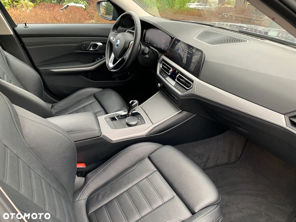 BMW Seria 3 320e Advantage sport - 13