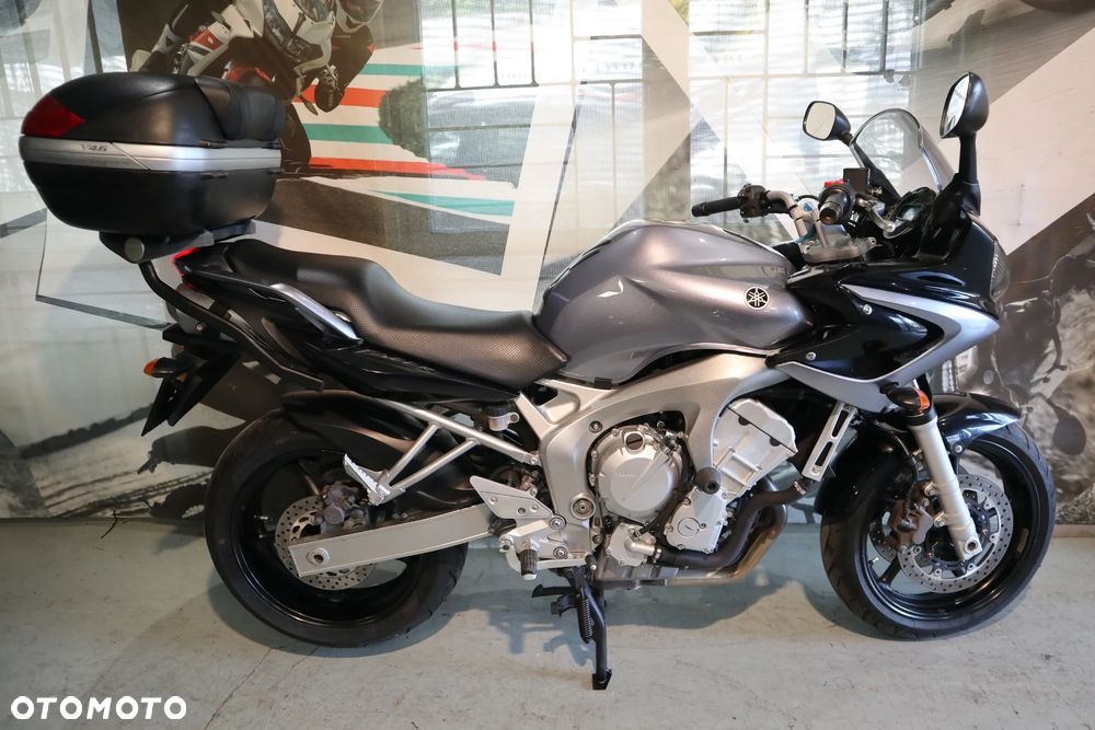 Yamaha FZ6 - 5